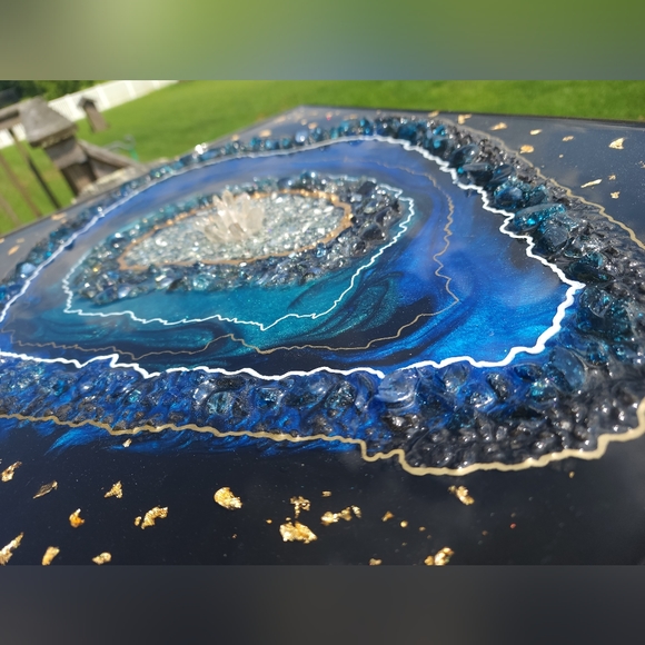 resin geode inspired wall art with real 24k gold flake and crystal quarts - Picture 8 of 17